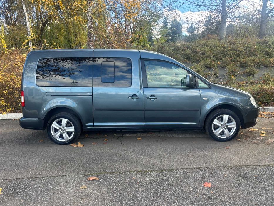 VW Caddy Maxi Life 2.0 Tdi /Climatronic /Scaune incalzite/ Motor: BMM