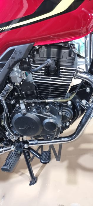 Продаётся мотоцикл лифан Amazing 175cc