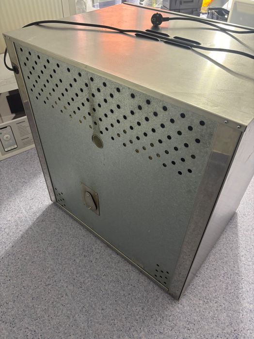 Cuptor de uscare\etuva de laborator Memmert UE500