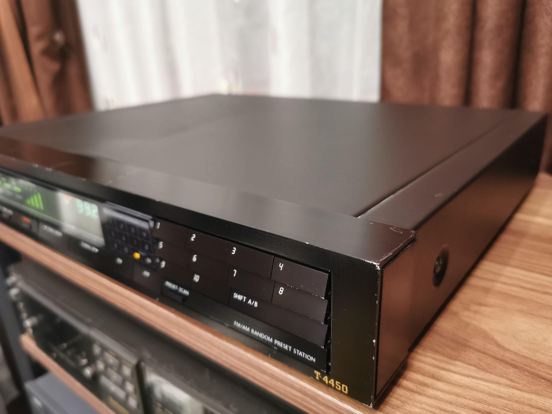 Tuner/radio vintage Onkyo Integra T4450