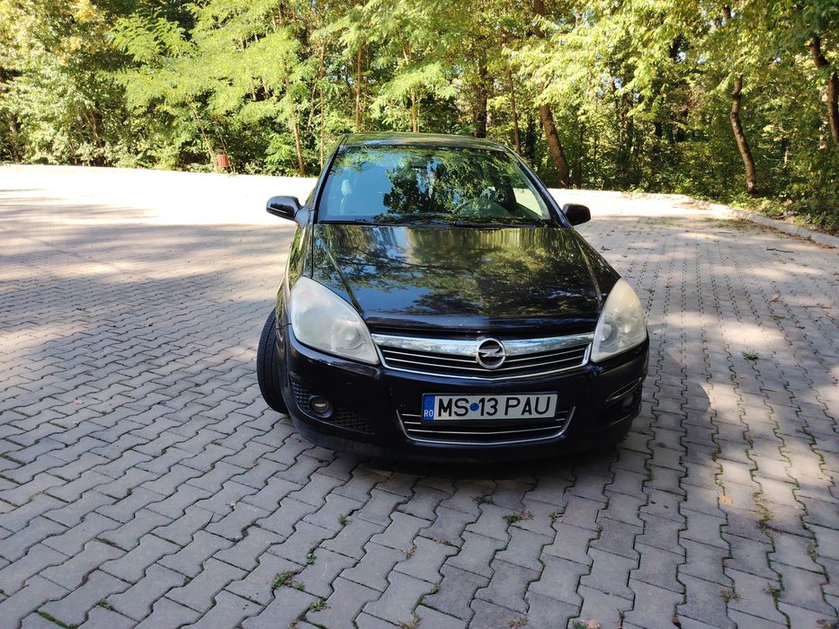 Opel Astra H Sedan 2008