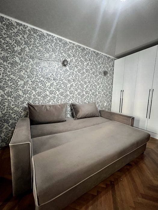 Продаем диван и 2 шкафа