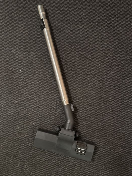 Perie si tub telescopic aspirator