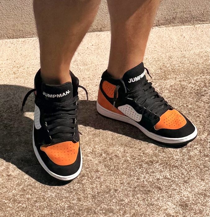 Sneakersi Jordan JumpMan Access 42