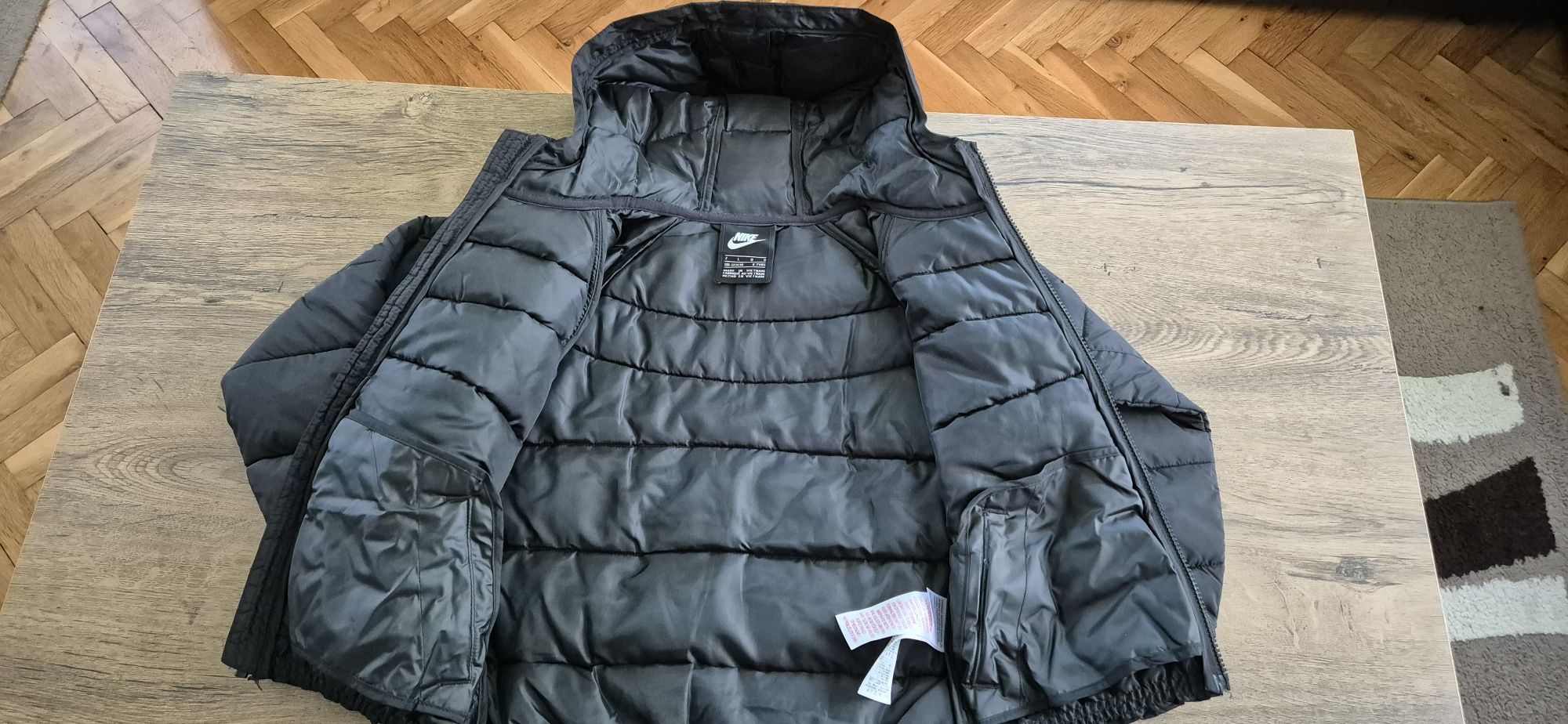Преходно яке Nike 116-122 размер