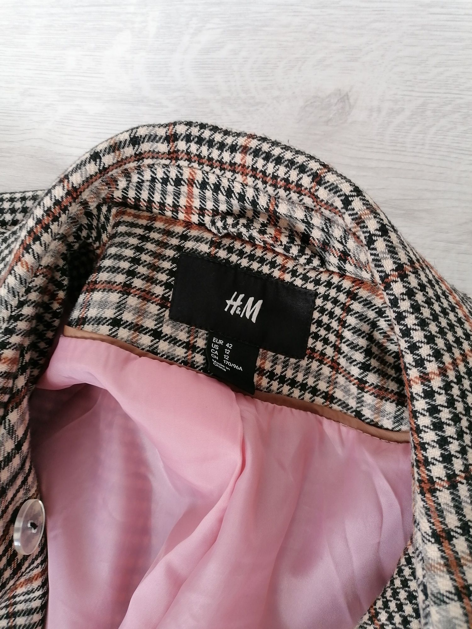 Vând palton cu captusala H&M