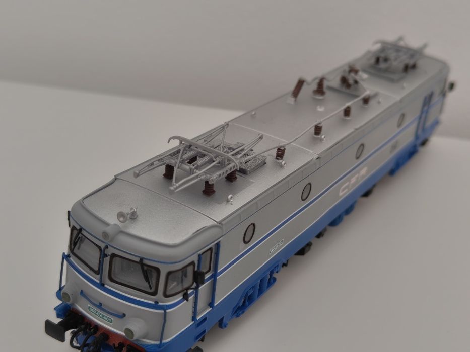 Locomotiva 060 EA CFR clasica macheta statica scara HO trenulet
