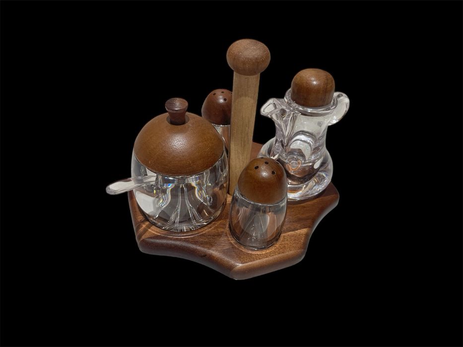 Посуда из дерево