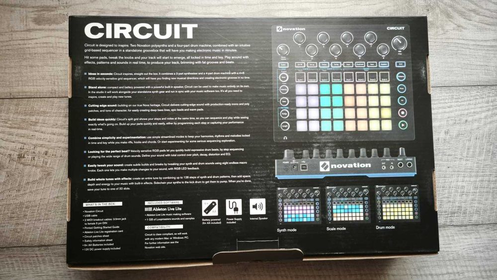 Novation Circuit Groove box Synthesizer Drum machine Garanție