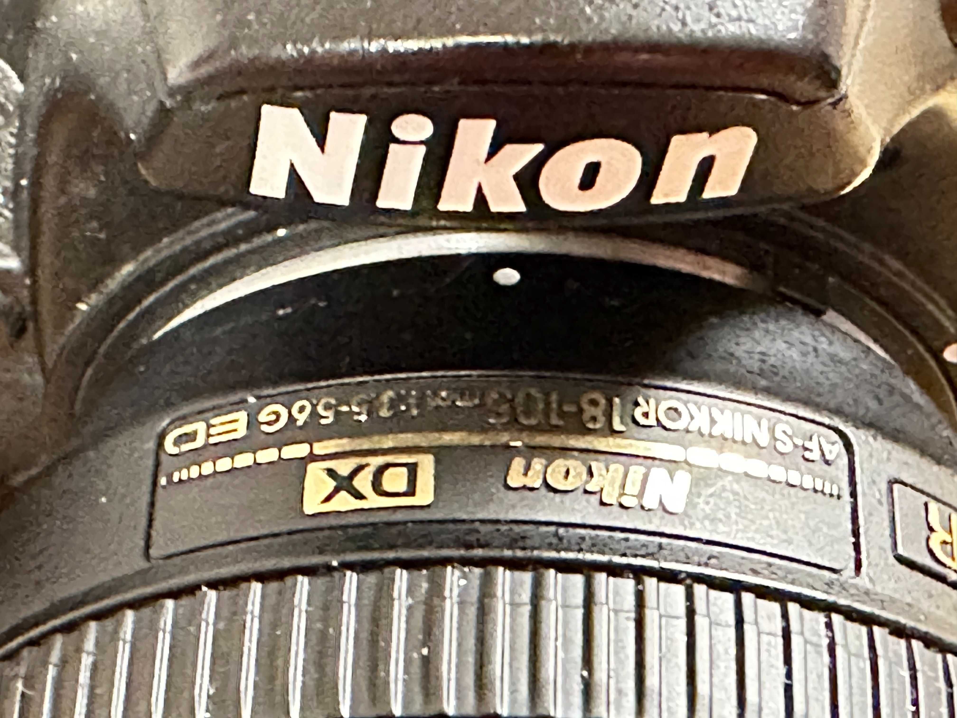 Nikon D300 cu obiectiv 18-105 mm Shuttercount 17.000 klik
