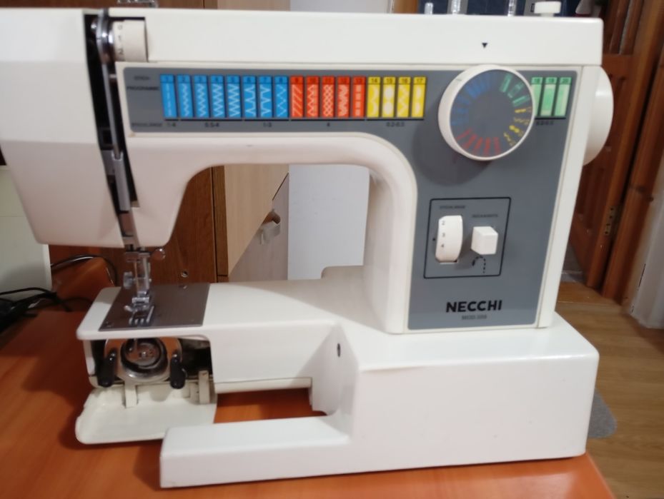 Mașină de cusut Necchi 559 la prețul de 350 lei
