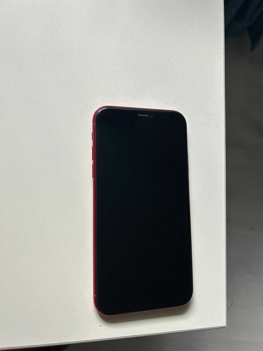 iPhone 11 – 64GB – Stare foarte bună