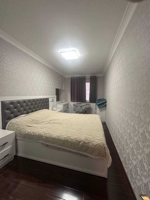 Санъат саройи олдида 2 хоналик жихозли сквозной уй сотилади