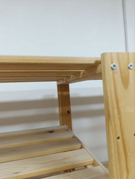 Стеллажи IKEA из натурального дерева