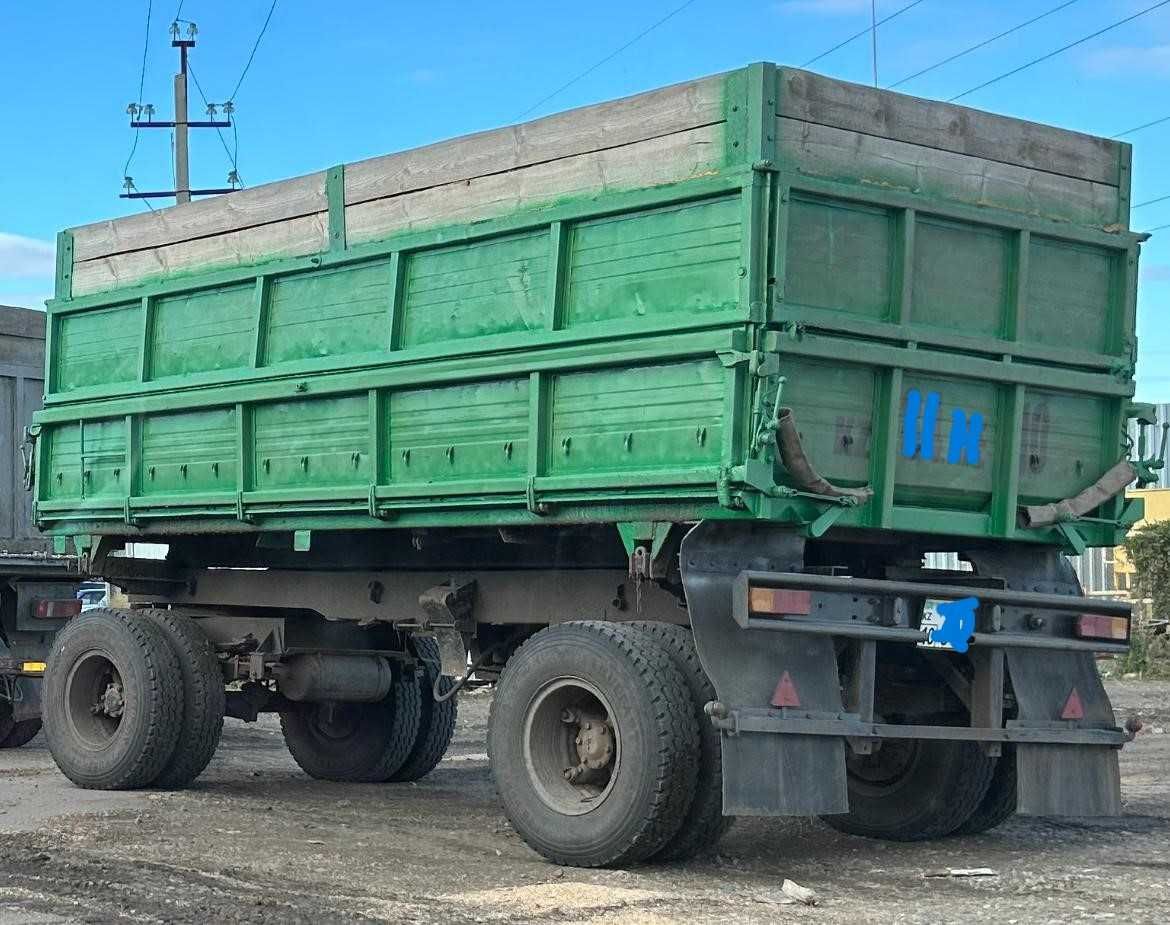 Прицеп на КАМАЗ  сельхозник, отличное