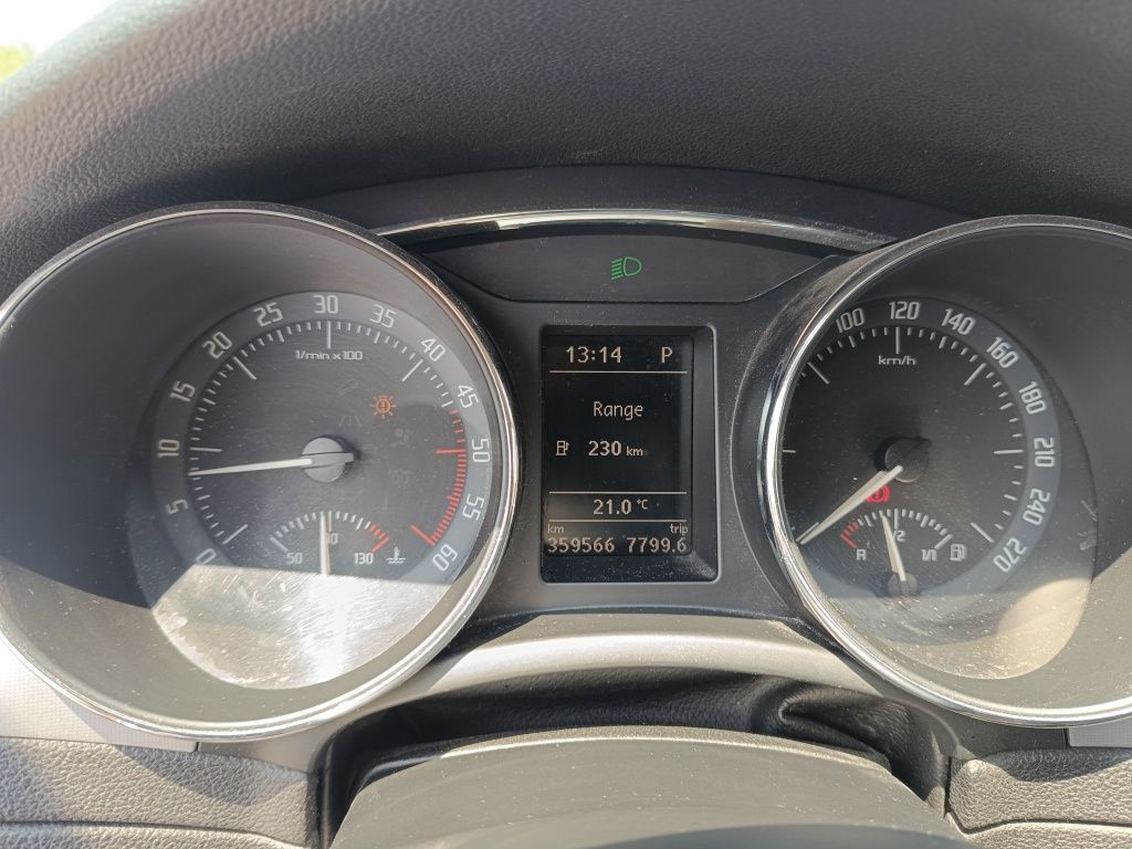 Skoda Superb 2.0 TDI DSG 2011 Euro 5