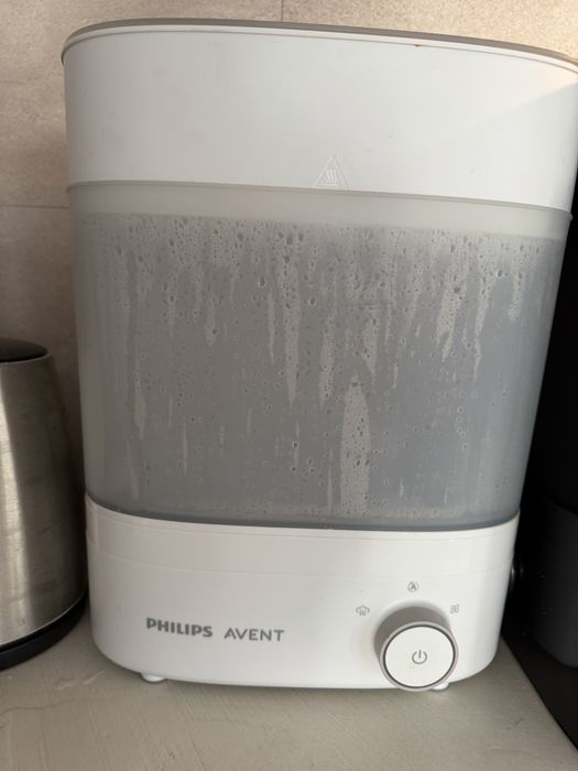 Sterilizator electric si uscator de biberoane Philips Avnet Premium
