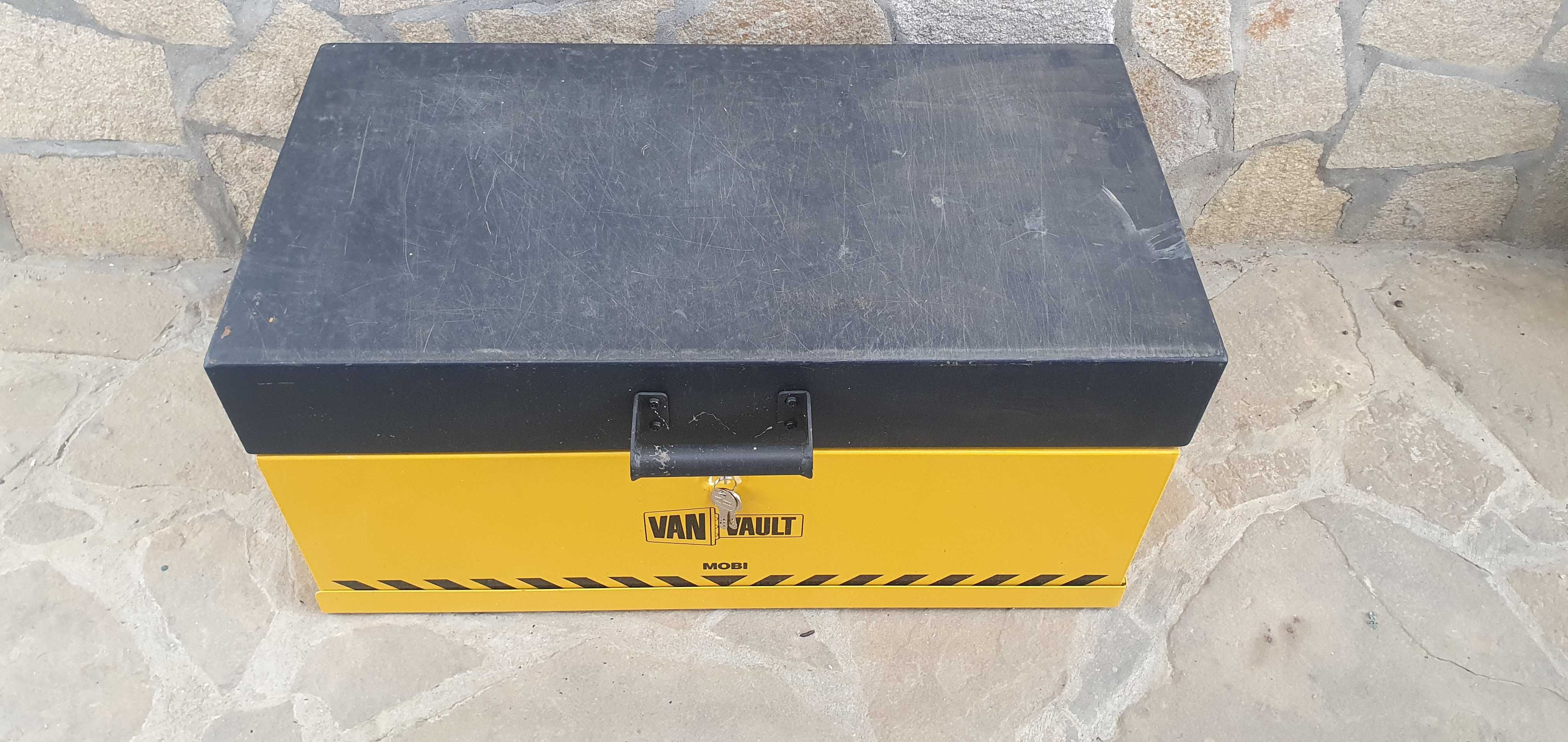 Мобилна кутия за инструменти VAN VAULT MOBI със заключване