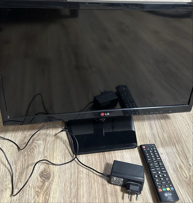 Породам 23.6" Телевизор LG 24MN33V-PZ, HD, черный