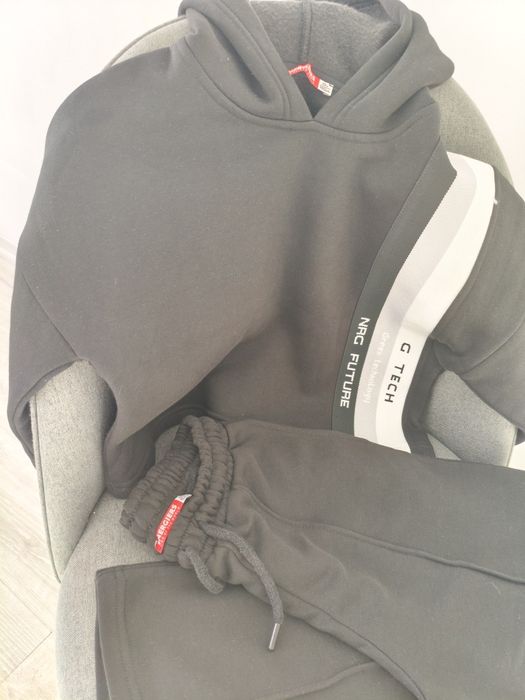 Спортен сет 12 год момиче