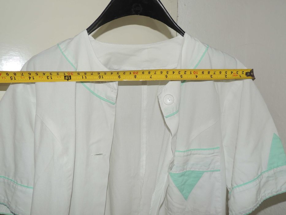 Български дамски колан на ART-93 .  Манта за медицинска сестра