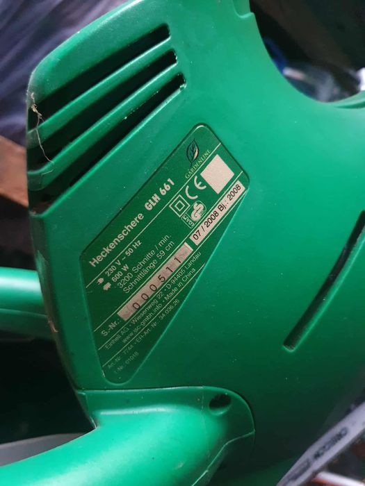 Foarfeca de gard viu sau gazon