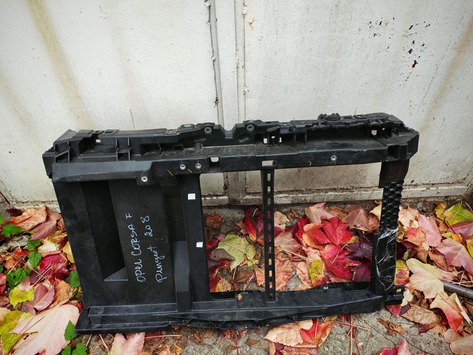 Оригинален панел, очиларка, основа радиатор Peugeot 208 Opel Corsa F б