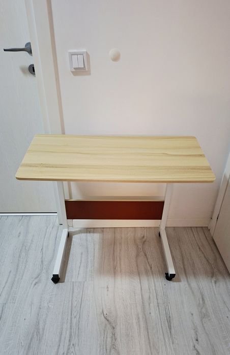 Masuta laptop stejar