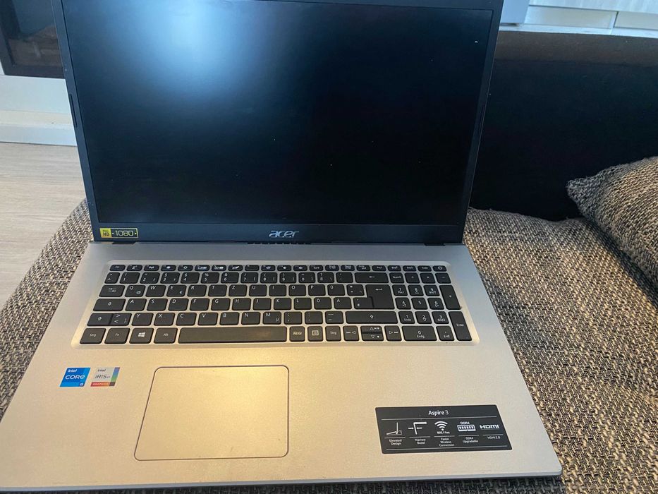 Vand Laptop Acer Aspire 3 pentru piese