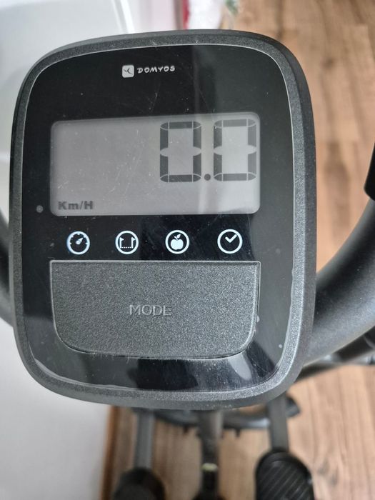 Aparat fitness cu ecran digital (Stepper)