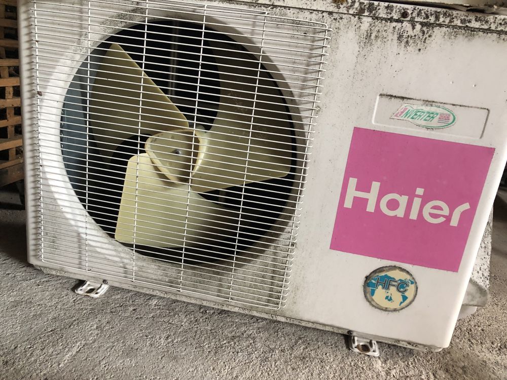 Продавам Климатик Haier