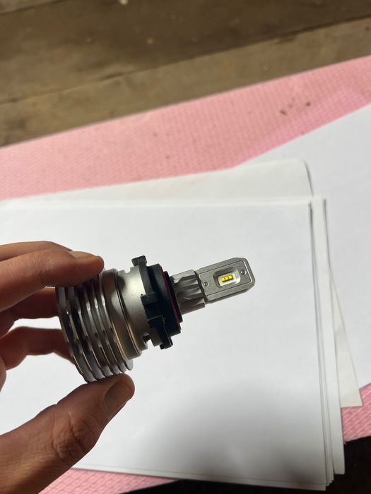 Becuri LED dedicate pentru Golf VI