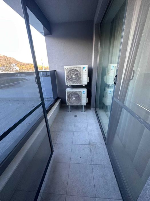 Луксозен двустаен апартамент в Смирненски с паркомясто