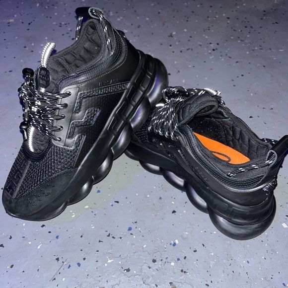 Chain Reaction Premium Black 40-44