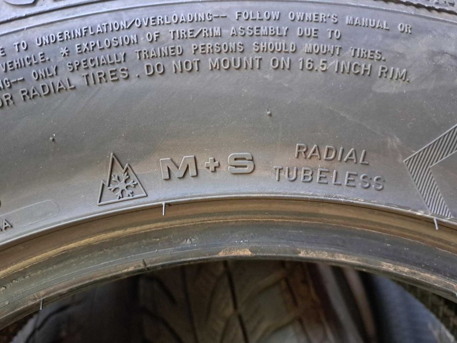 Set 4 anvelope iarnă GOODYEAR made in Gemany 205/60 R16 92H - DOT 2922