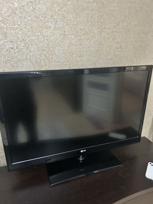 Дам два телевизора Lg и Panaconic