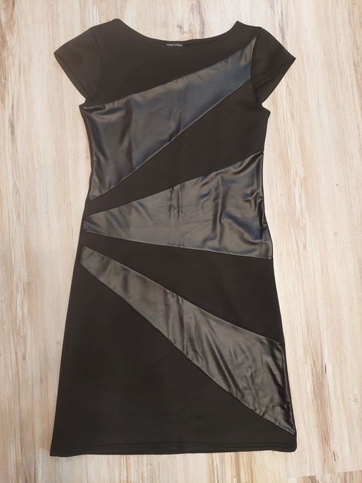 Официална черна рокля