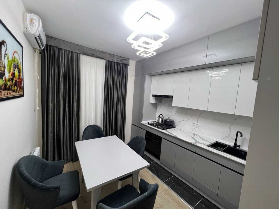 Сдаётся кв ЖК Алмазар Сити 2-ком/4/9 ро-н Алмазарский 191*