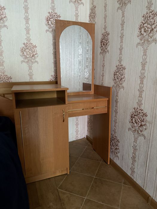 Продаю мебель, заходите смотрите, есть много чего