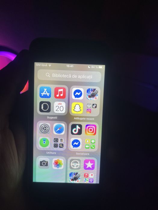 Vand iphone SE, telefonul este nou!