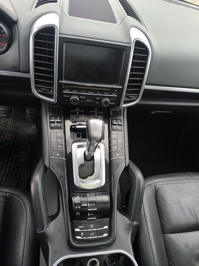Porsche Cayenne 3.0d 245к.с. 2012г. НА ЧАСТИ