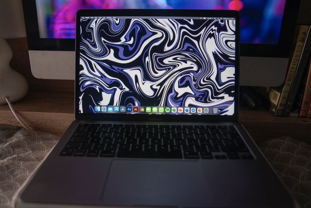 Macbook air m1, 8gb ram, 256gb ssd