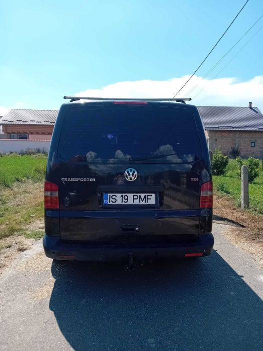 De vanzare Volkswagen T5 – Dubă fiabilă, preț negociabil