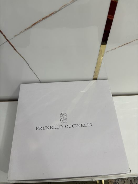 Продам зимние сапоги новые