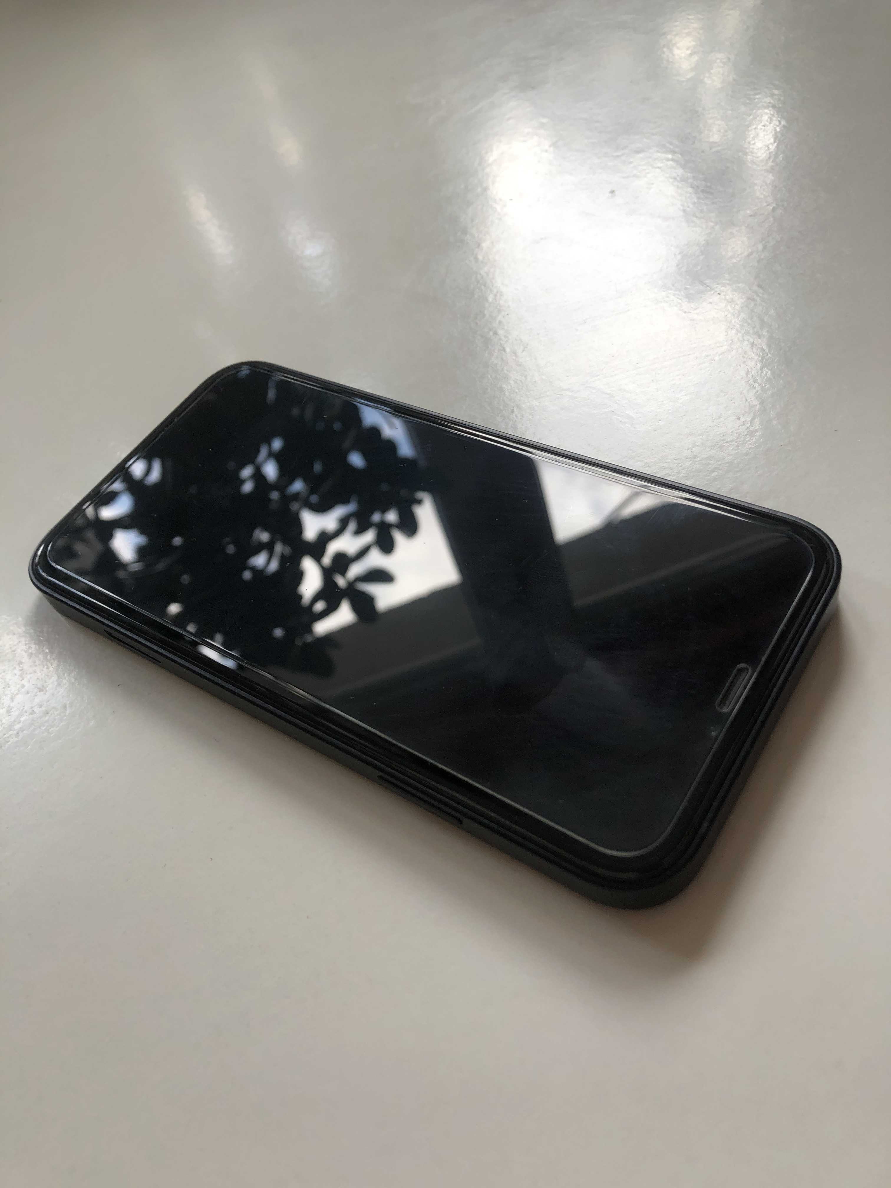 iPhone Midnight Black 128gb (iPhone 13 housing) - Преглед и тест