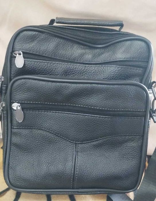 Мъжка кожена чанта - чисто нова