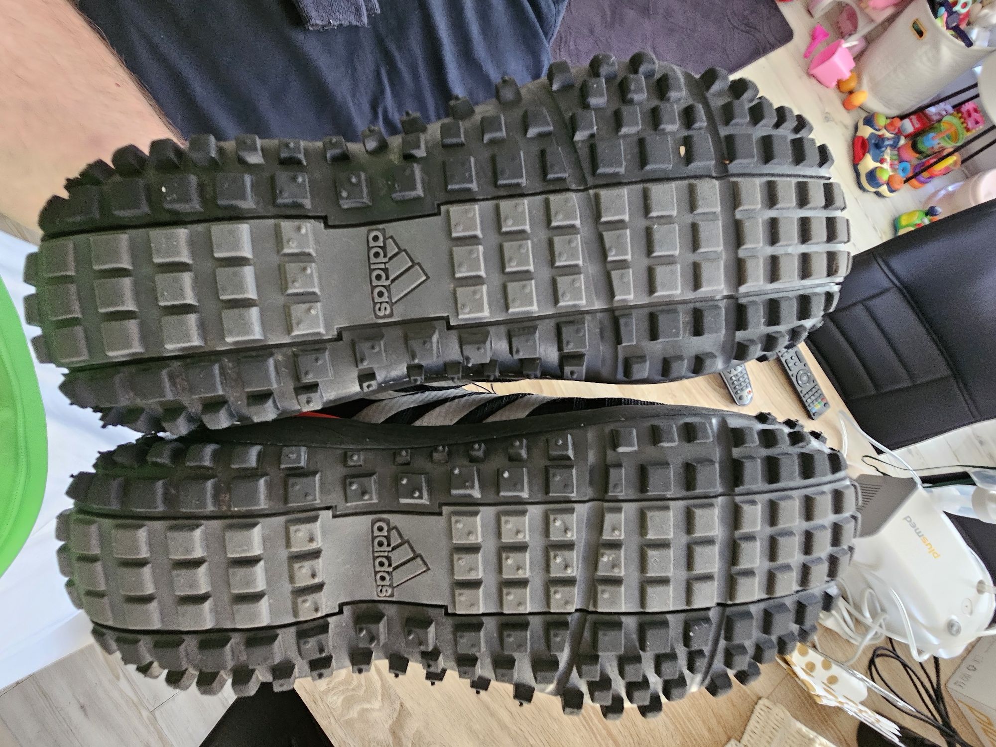 Зимни обувки adidas