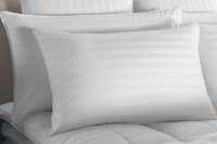 Подушка гостиничная белая страйп-сатин оптом и в розницу