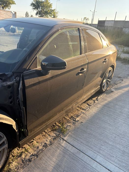Usi stanga fata - spate A3 8V Sedan 2015