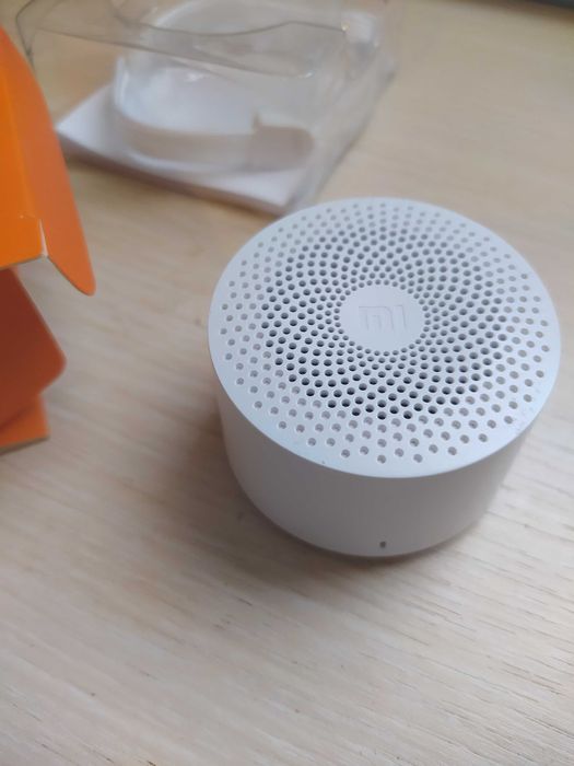 Тонколона Xiaomi 2W